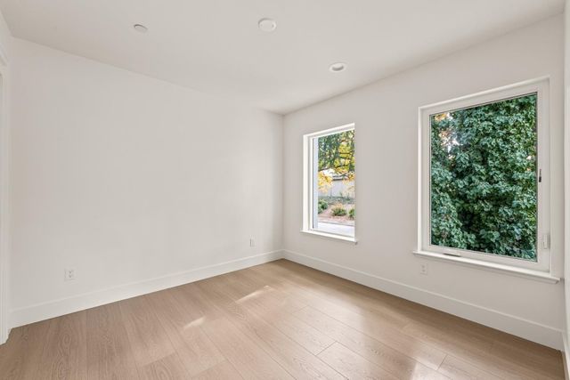 2505 W St, Sacramento, CA 95818