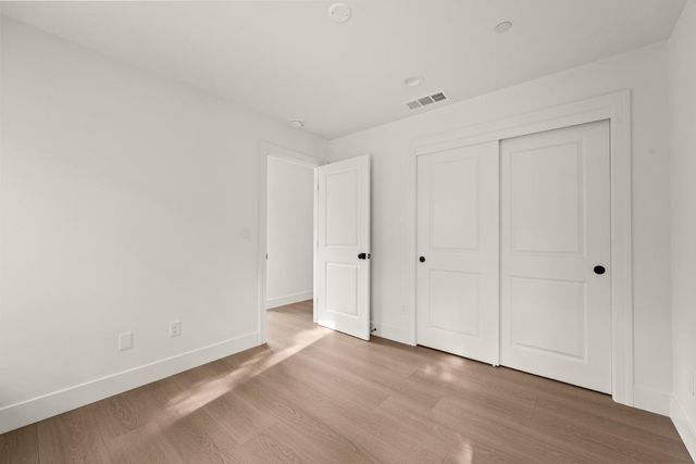 2505 W St, Sacramento, CA 95818