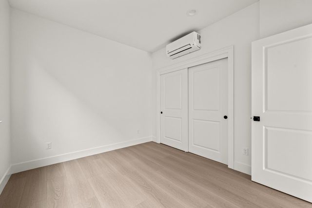 2505 W St, Sacramento, CA 95818