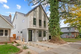 2505 W St, Sacramento, CA 95818
