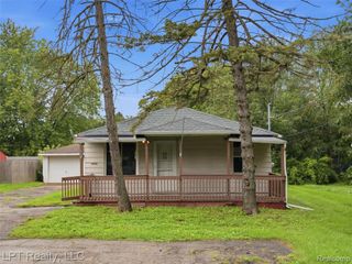 3385 N Genesee Road, Flint, MI 48506