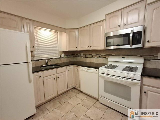 363 Cranbury Road A3, East Brunswick, NJ 08816