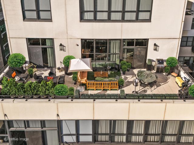 130 S Canal Street 9B, Chicago, IL 60606