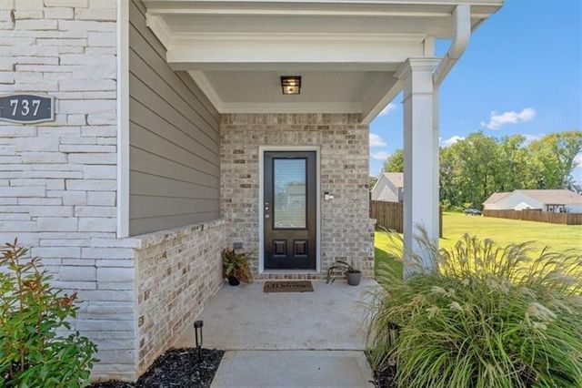 737 Woody Drive, Monroe, GA 30655