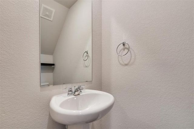 737 Woody Drive, Monroe, GA 30655