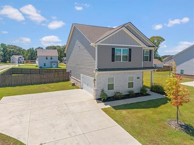 737 Woody Drive, Monroe, GA 30655