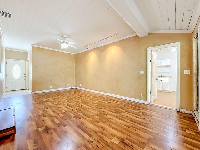 1003 W OUTBOUND PLACE, Tampa, FL 33612