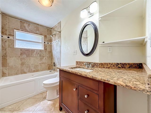 1003 W OUTBOUND PLACE, Tampa, FL 33612