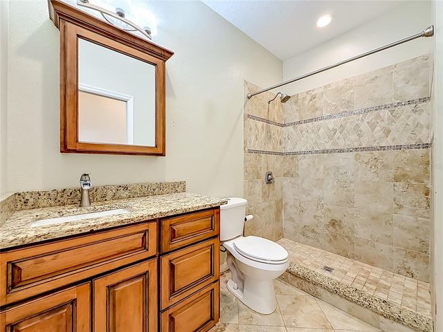 1003 W OUTBOUND PLACE, Tampa, FL 33612