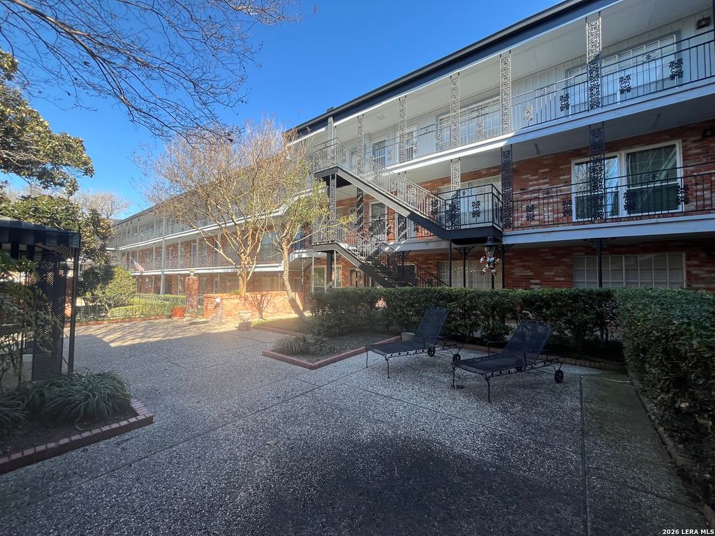 8401 N New Braunfels Ave Apt 146, San Antonio, TX 78209