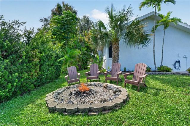 15960 Muirfield CT, Fort Myers, FL 33908