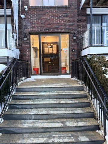 264 East Haverhill 2, Lawrence, MA 01841