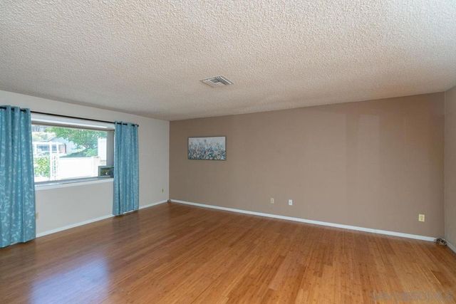7282 Melotte Strett, San Diego, CA 92119