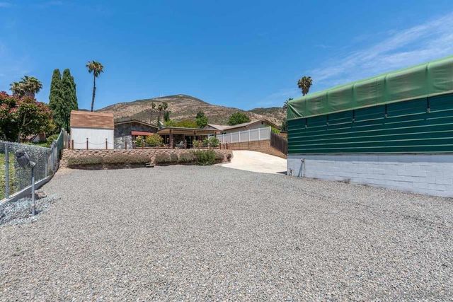 7282 Melotte Strett, San Diego, CA 92119