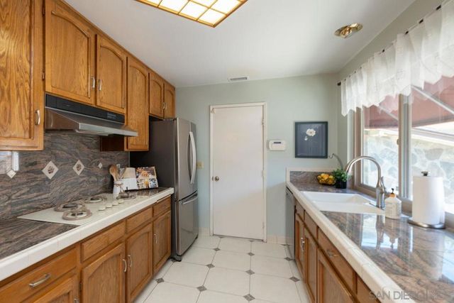 7282 Melotte Strett, San Diego, CA 92119