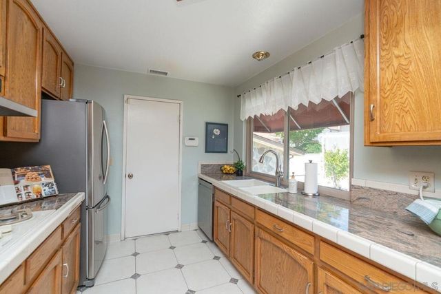 7282 Melotte Strett, San Diego, CA 92119