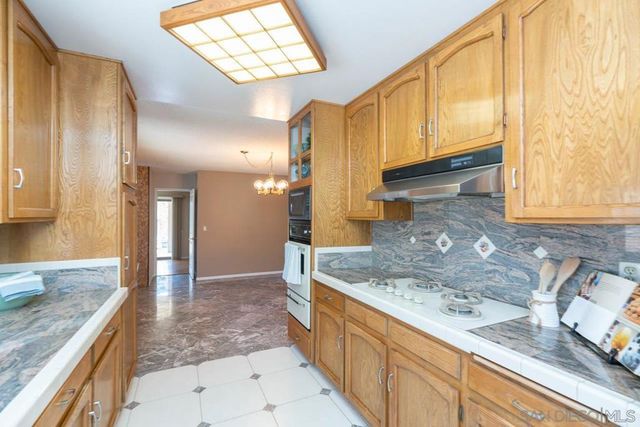 7282 Melotte Strett, San Diego, CA 92119
