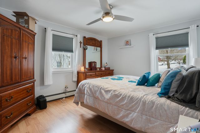 25 Sheffield Lane, Bristol, CT 06010