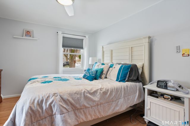 25 Sheffield Lane, Bristol, CT 06010