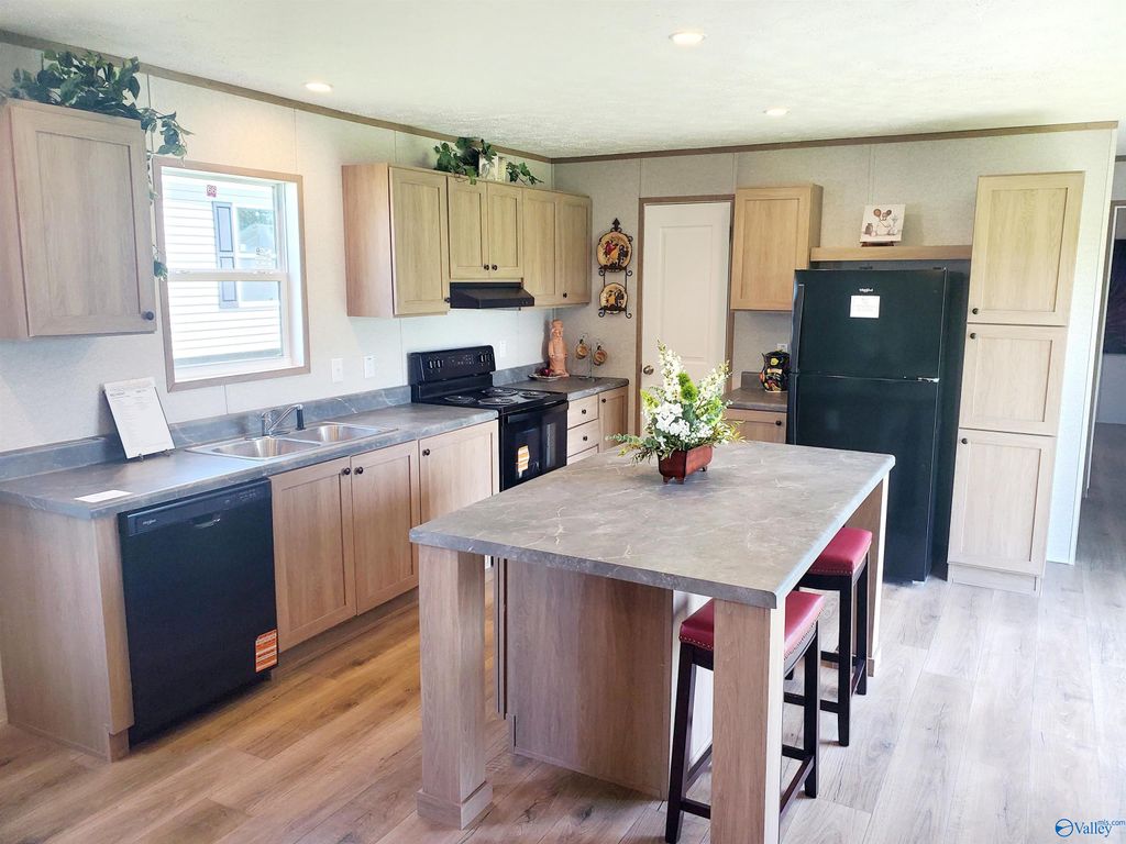 2544 Hwy 207, Rogersville, AL 35652