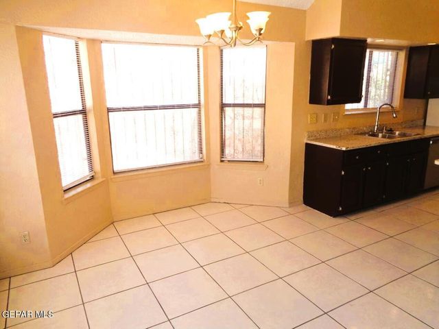 8520 Saratoga Drive, El Paso, TX 79912