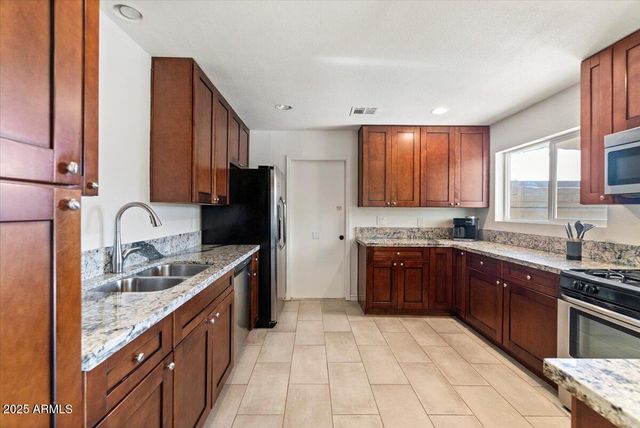 8209 E HEATHERBRAE Avenue, Scottsdale, AZ 85251