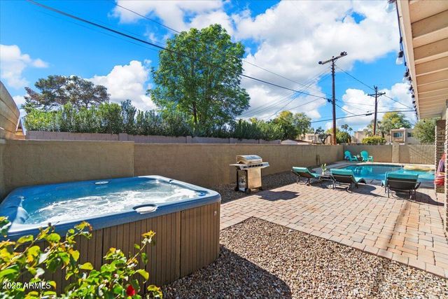 8209 E HEATHERBRAE Avenue, Scottsdale, AZ 85251