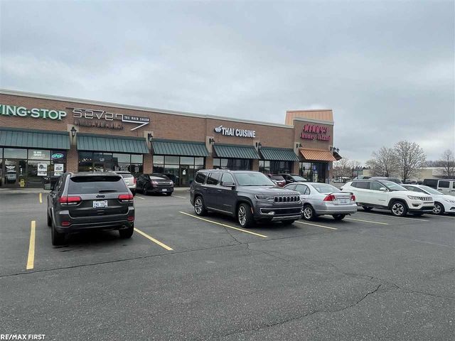 16351 Ford Road, Dearborn, MI 48126