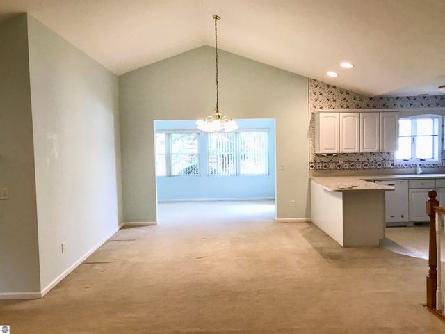 1655 E Gaylord Street, Mt Pleasant, MI 48858