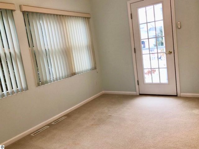 1655 E Gaylord Street, Mt Pleasant, MI 48858