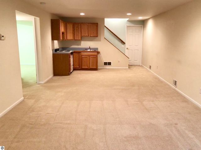 1655 E Gaylord Street, Mt Pleasant, MI 48858