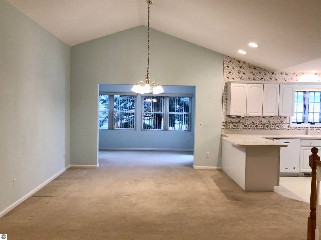 Image 10 of property listing at 1655 E Gaylord Street, Mt Pleasant, MI 48858