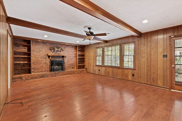 55 RED THORN CV, Memphis, TN 38018