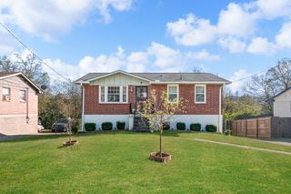 2521 Allenwood Dr, Nashville, TN 37207