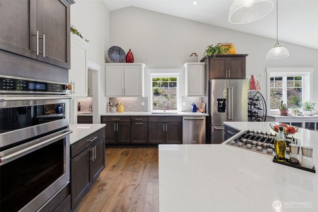 1076 12th Avenue, Fox Island, WA 98333
