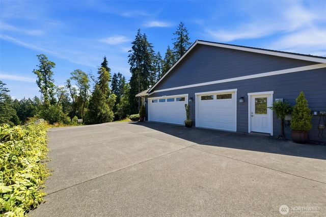1076 12th Avenue, Fox Island, WA 98333