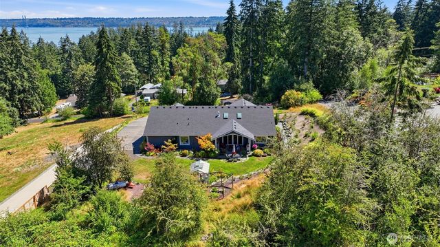 1076 12th Avenue, Fox Island, WA 98333