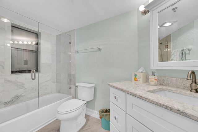 19800 Sandpointe Bay Drive 204, Tequesta, FL 33469