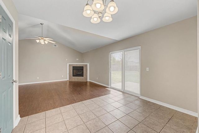 1354 Laurie Lane, Elkins, AR 72727