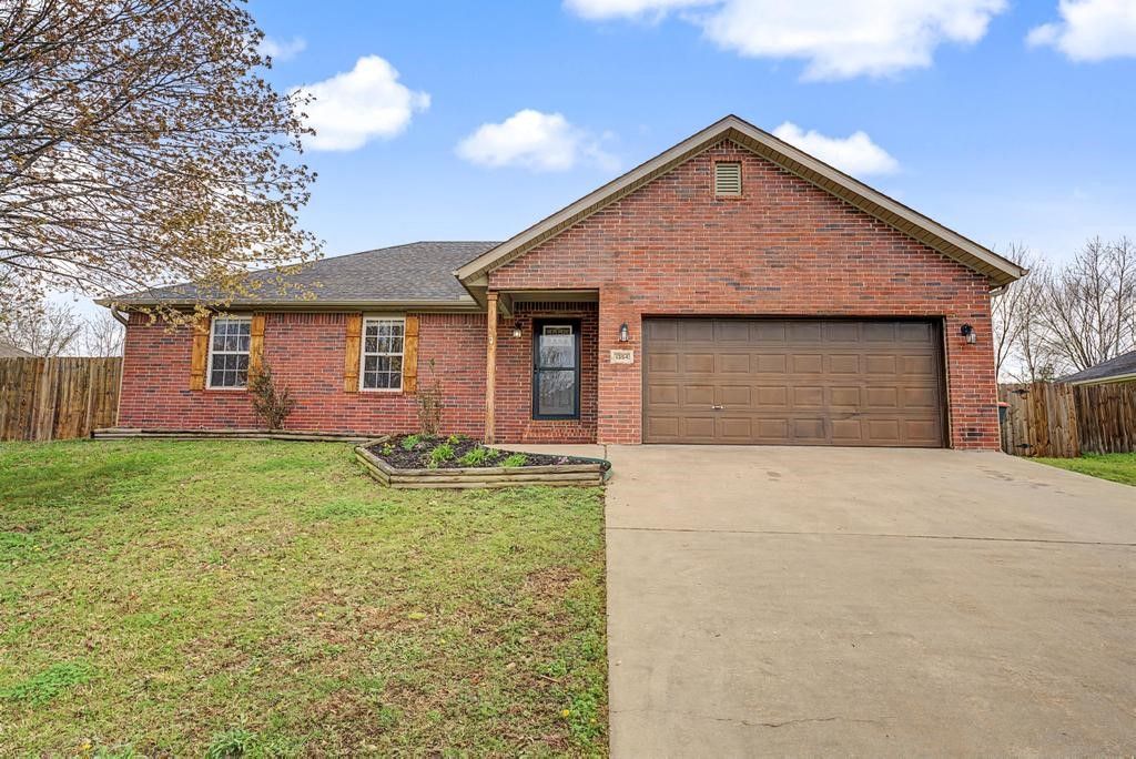 1354 Laurie Lane, Elkins, AR 72727