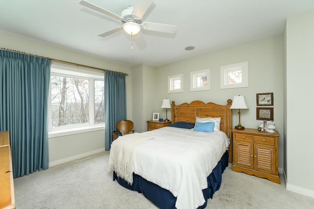 1544 Salem Court SW, Rochester, MN 55902