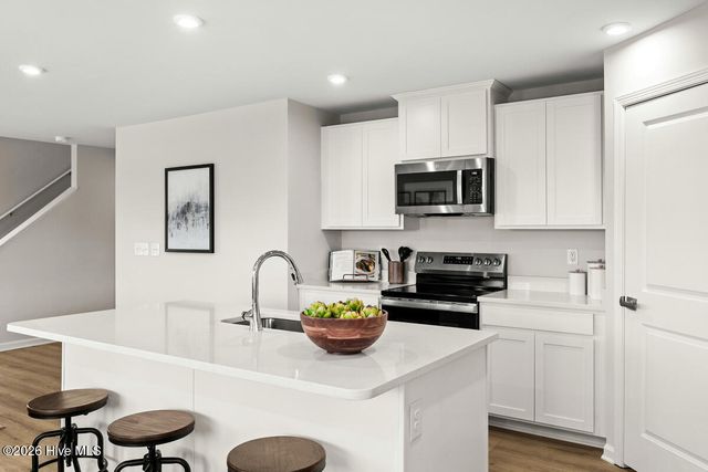 845 Haw Creek Avenue NE, Winnabow, NC 28479