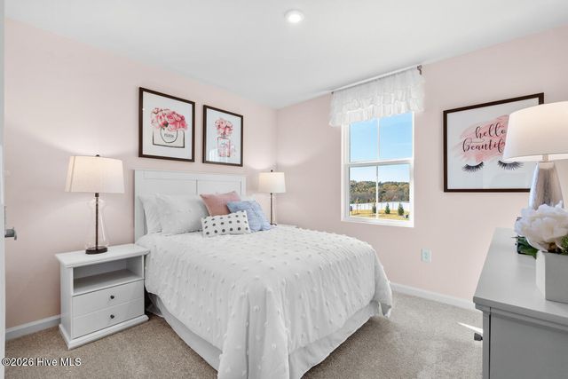 845 Haw Creek Avenue NE, Winnabow, NC 28479