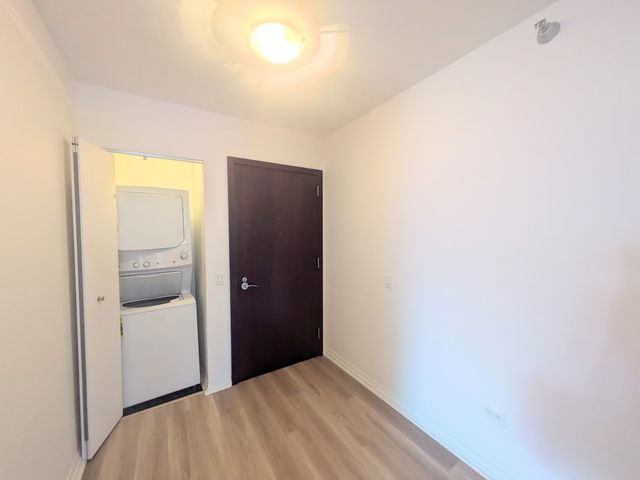 33 W Ontario Street 20F, Chicago, IL 60654