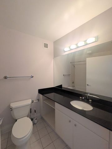 33 W Ontario Street 20F, Chicago, IL 60654