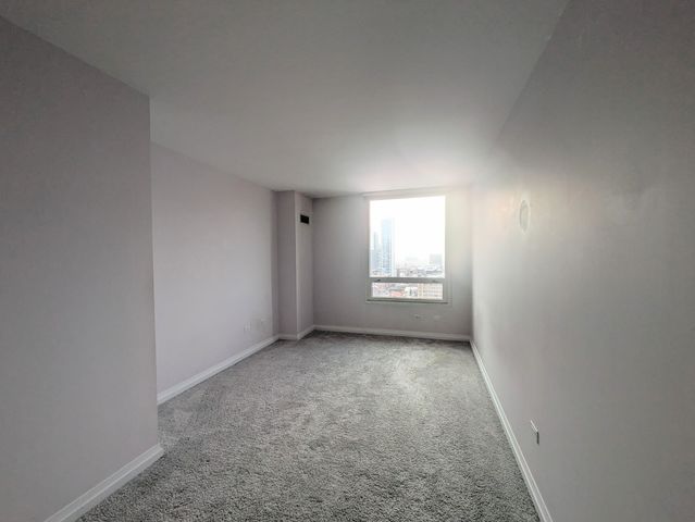 33 W Ontario Street 20F, Chicago, IL 60654