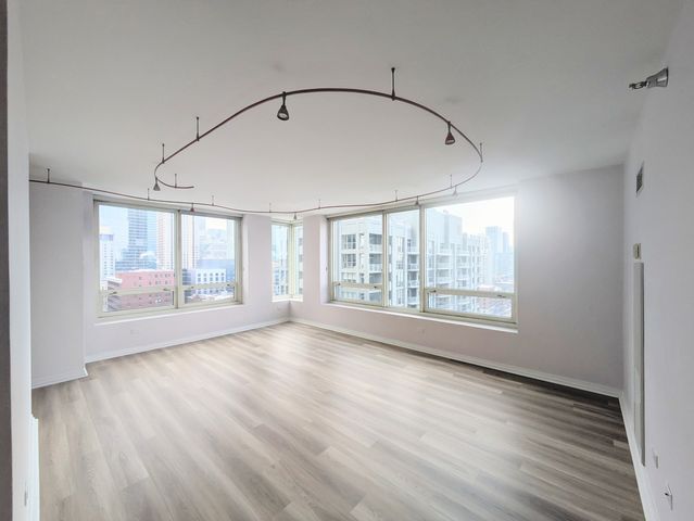 33 W Ontario Street 20F, Chicago, IL 60654