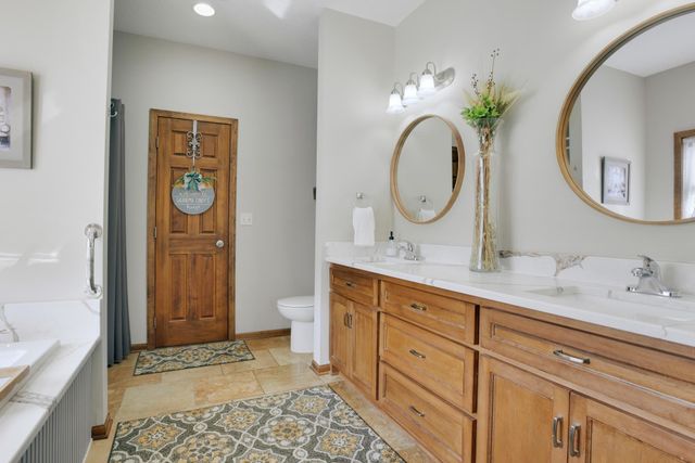 9765 Saint Andrews Drive, Elko New Market, MN 55020