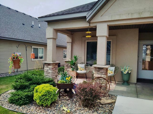 9765 Saint Andrews Drive, Elko New Market, MN 55020