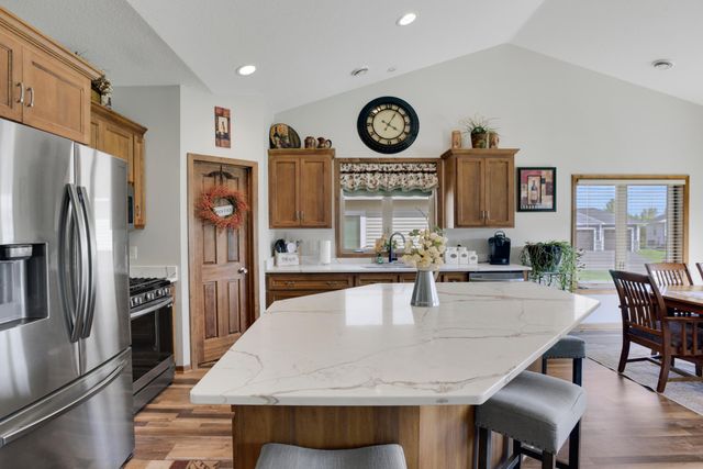 9765 Saint Andrews Drive, Elko New Market, MN 55020